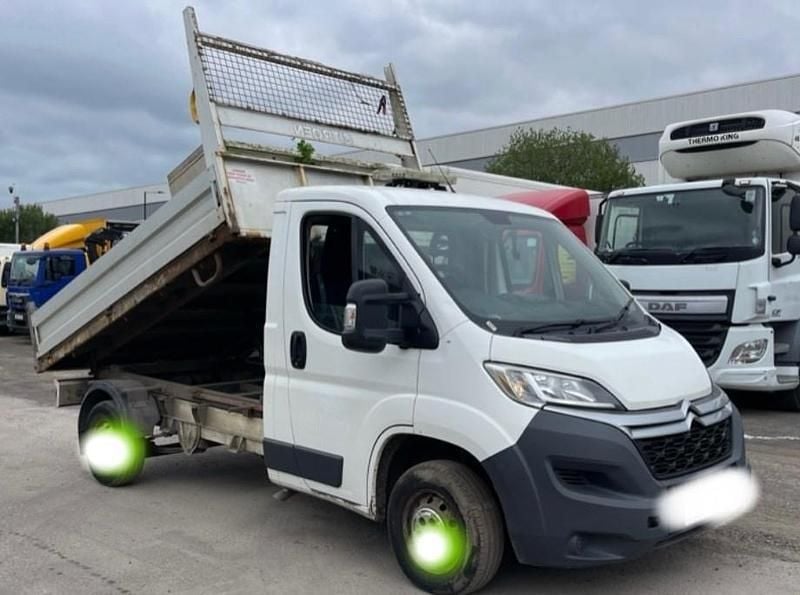White Used 2017 Citroën Relay Van | £6,495 (Good price) - Image 1/4
