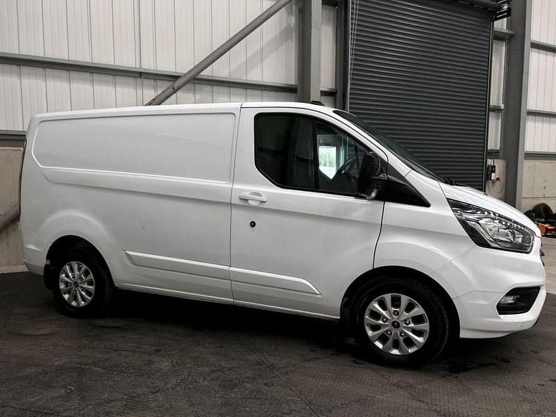 Used Ford Transit Custom Limited 130 HP (95 kW) 2021 White