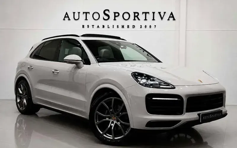 Used Porsche Cayenne Platinum Edition 340 HP (250 kW) 2023 SUV