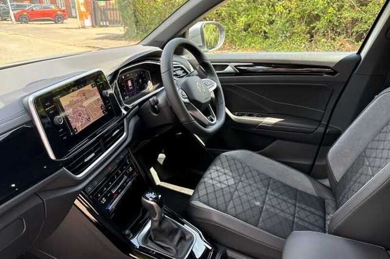 Image 2/4