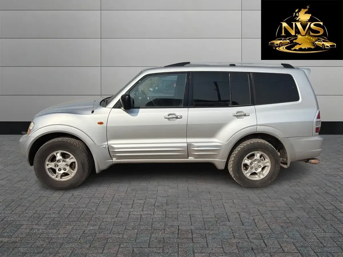 Used Mitsubishi Shogun Elegance 2002 Silver SUV