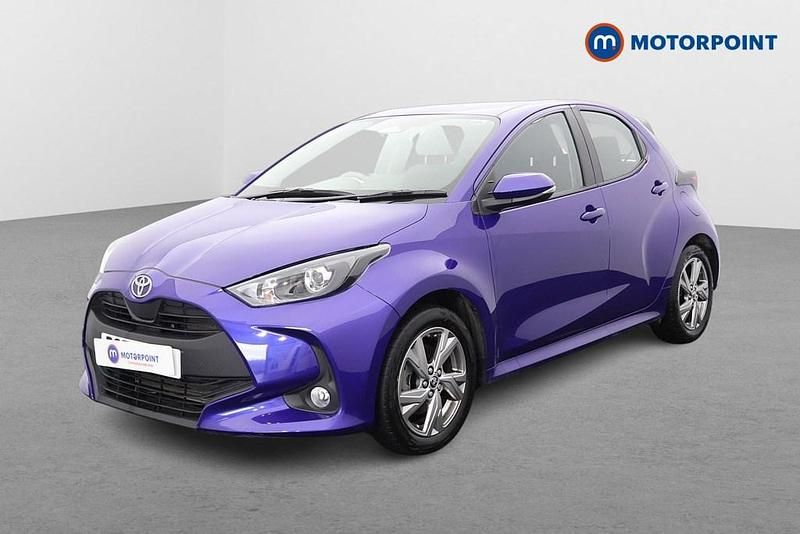 Used Toyota Yaris Hybrid 2024 Blue Hatchback