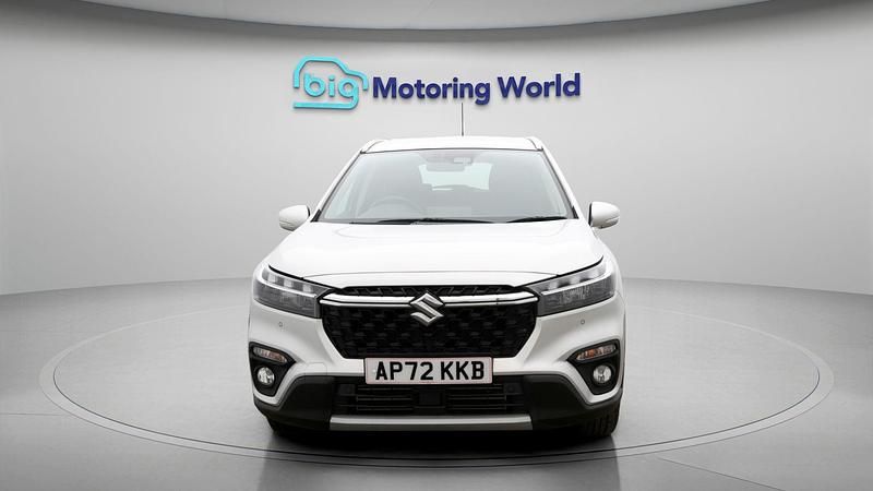 Used Suzuki SX4 S-Cross 129 HP (94 kW) 2023 Silver SUV
