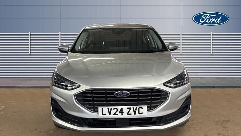 Used Ford Focus Titanium 125 HP (91 kW) 2024 Silver Hatchback