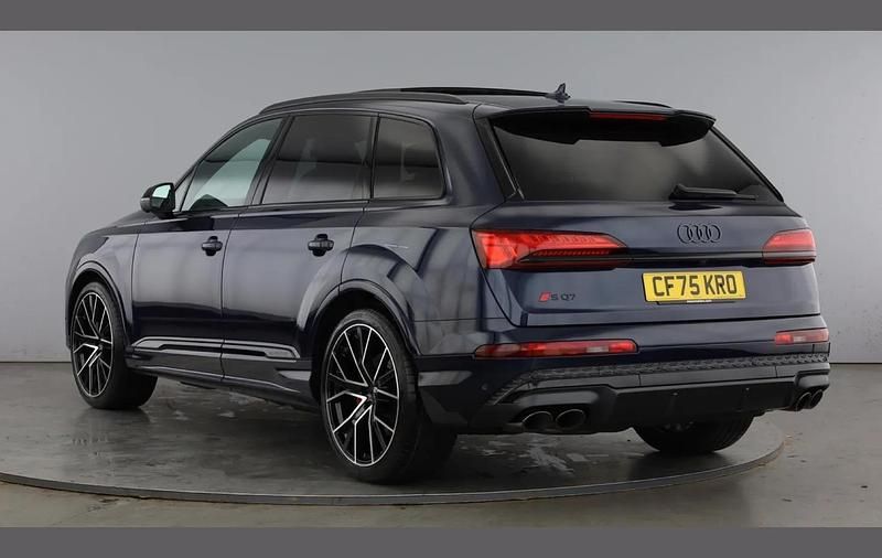 Used Audi SQ7 Comfort 500 HP (367 kW) 2025 Blue SUV