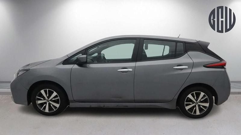 Used Nissan Leaf Acenta 110 kW (150 HP) 2021 Grey Hatchback
