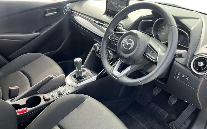 Used Mazda 2 Exclusive-Line 90 HP (66 kW) 2024 Hatchback