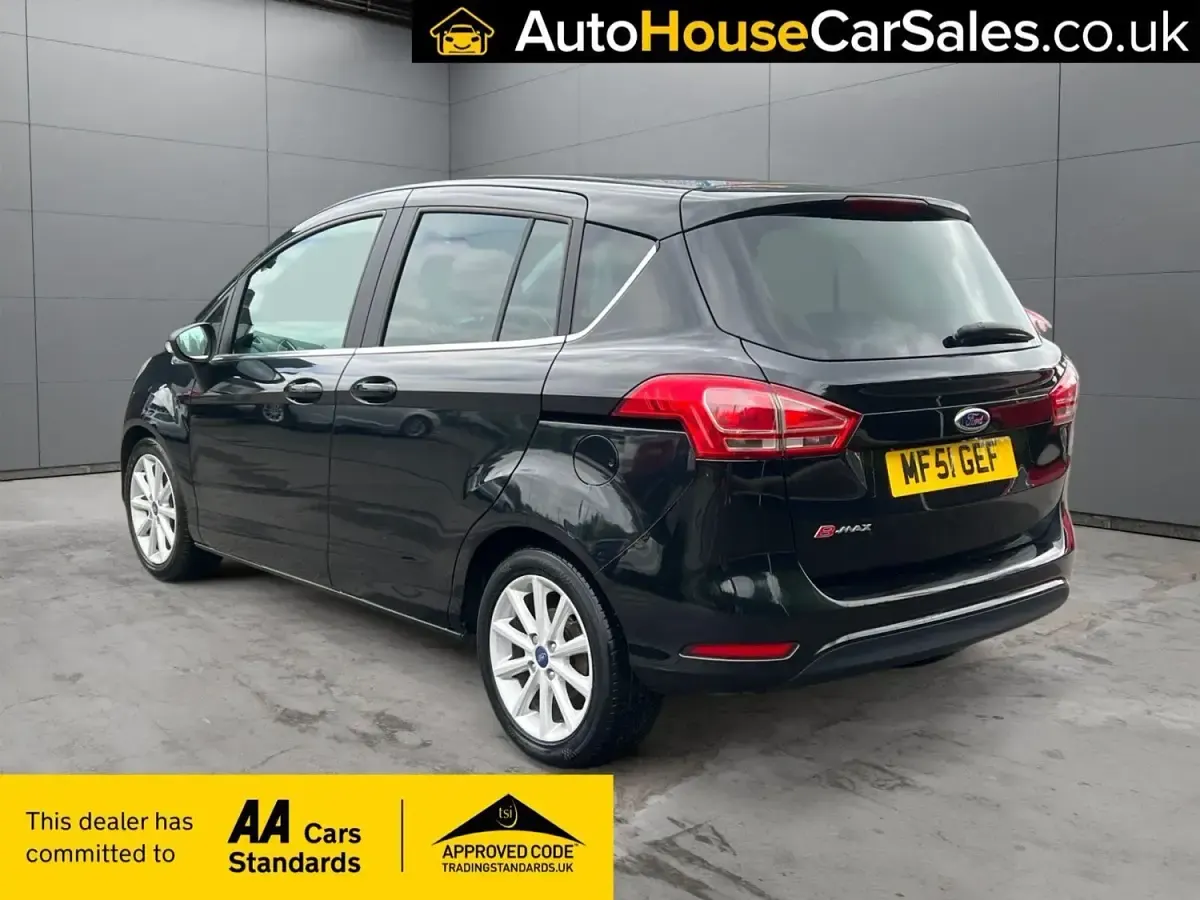 Używany Ford B-MAX Titanium 105 KM (77 kW) 2014 Czarny Minivan