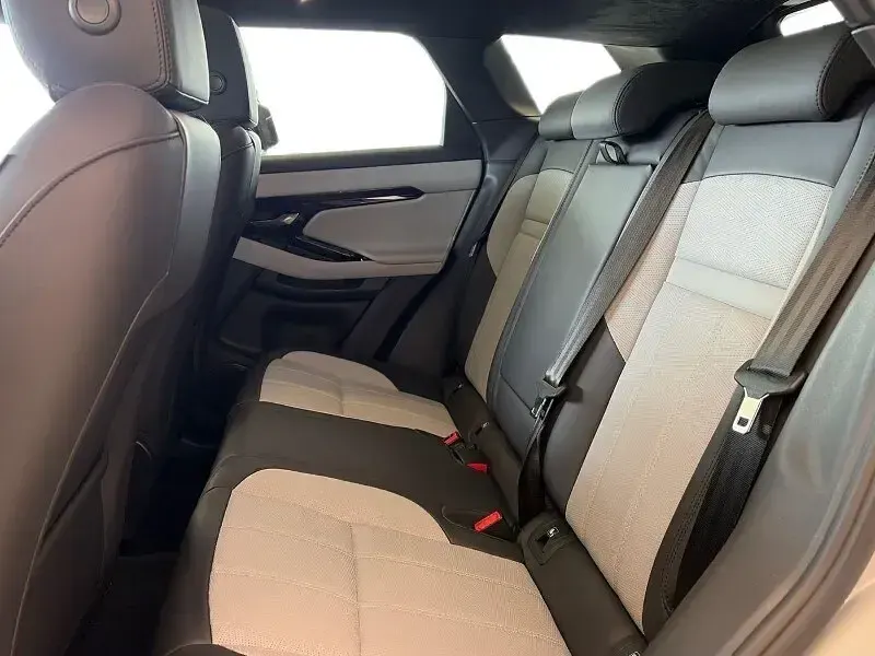 Used Land Rover Range Rover evoque Autobiography 204 HP (150 kW) 2025 Silver SUV