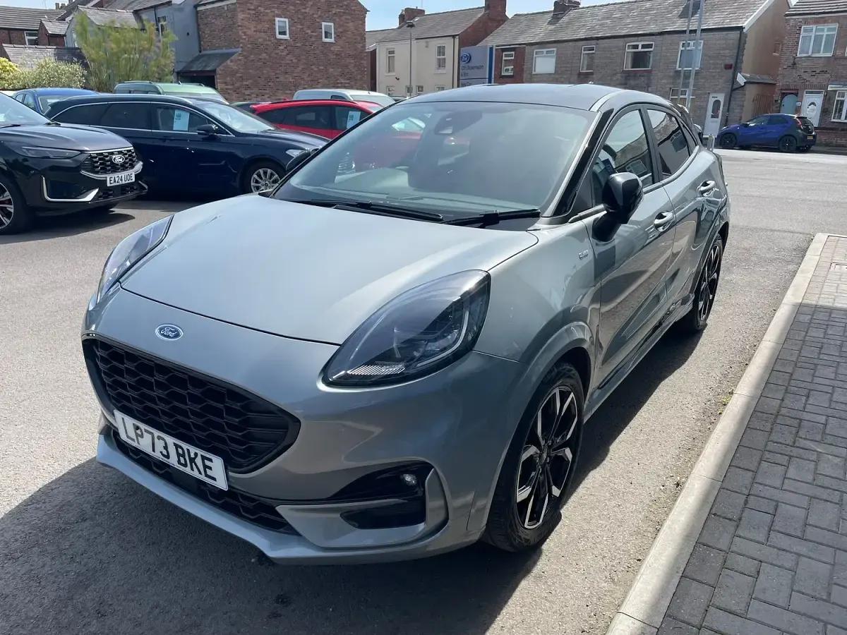 Begagnad Ford Puma ST-Line X 125 HK (91 kW) 2023 Silver SUV