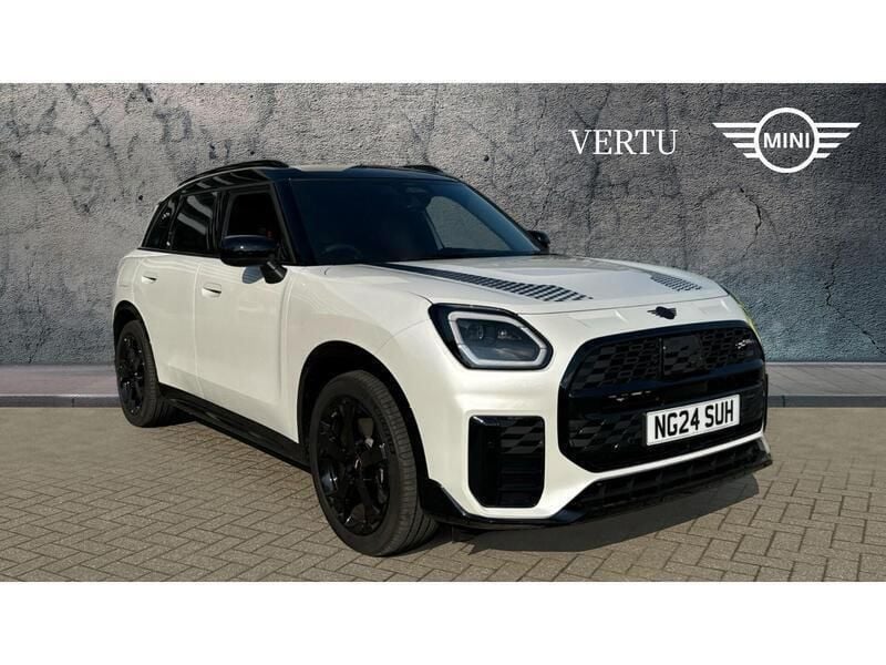 Used Mini Countryman Exclusive 218 HP (160 kW) 2024 White SUV