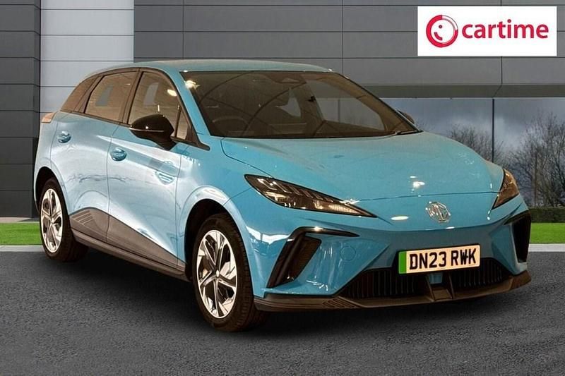 Blue Used 2023 MG MG4 EV SE Hatchback | £14,990 (Fair price) - Image 1/4