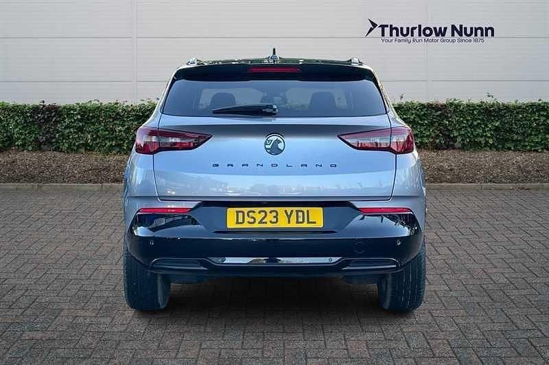 Used Vauxhall Grandland X S 130 HP (95 kW) 2023 Grey SUV