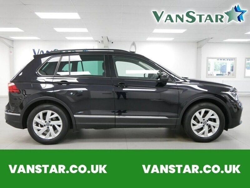 Black Used 2021 VW Tiguan Edition SUV | £16,489 (Fair price) - Image 1/4