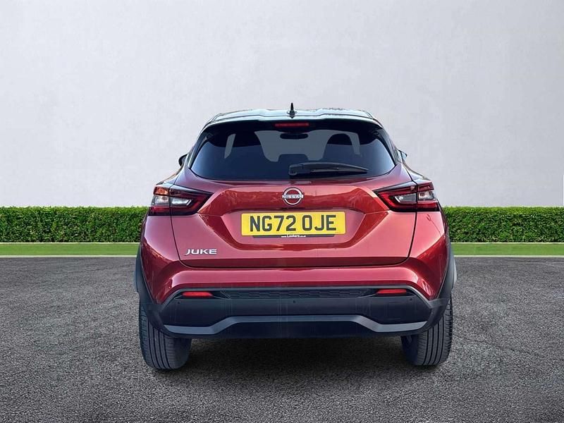 Used Nissan Juke N-Connecta 114 HP (83 kW) 2023 Red SUV