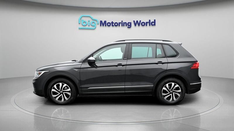 Used VW Tiguan Active 150 HP (110 kW) 2021 Grey SUV