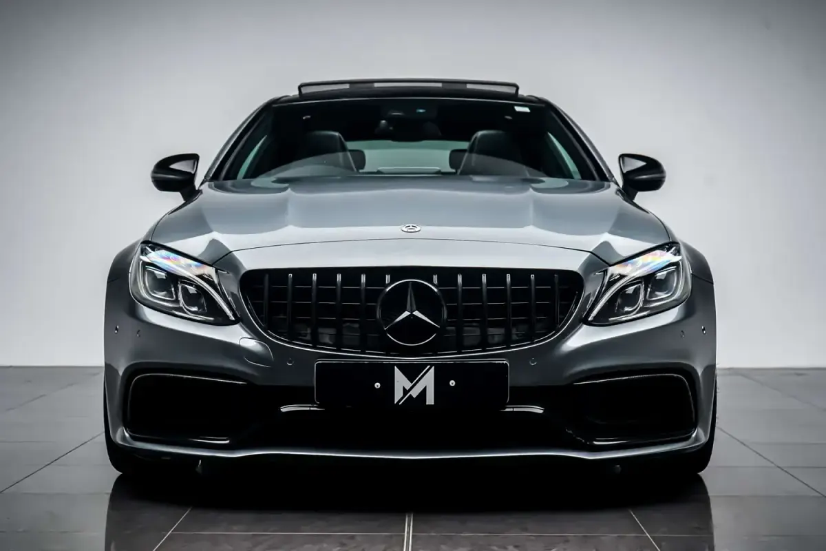Usado Mercedes C63S AMG Premium 510 HP (375 kW) 2017 Cinzento Coupé