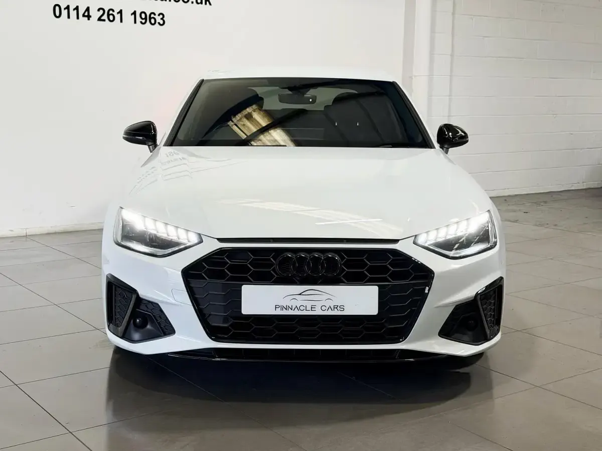 Used Audi A4 Black Edition 150 HP (110 kW) 2021 White Sedan