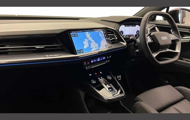 Used Audi Q4 e-tron Black Edition 210 kW (286 HP) 2026 Grey SUV