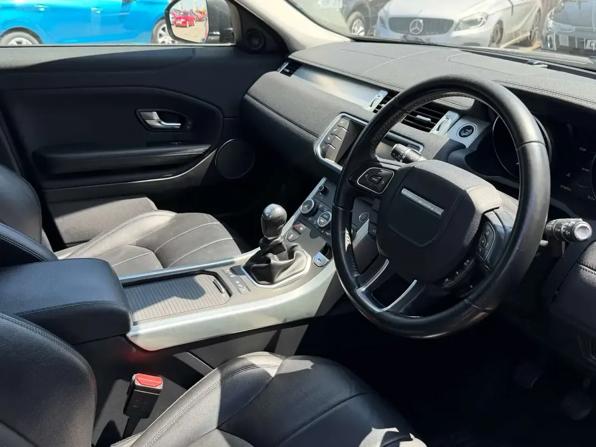 Used Land Rover Range Rover evoque SE 2017 Grey SUV