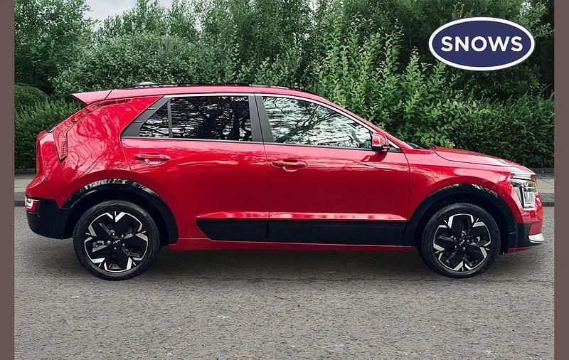 Used Kia e-Niro 150 kW (204 HP) 2025 Runway red SUV