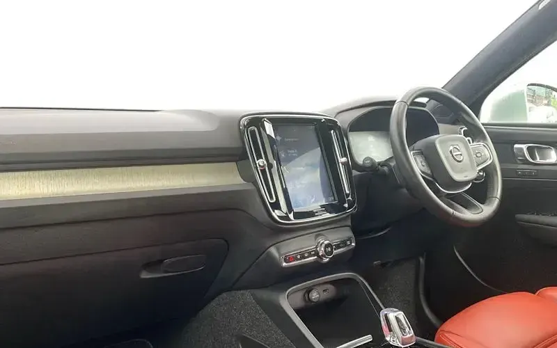 Used Volvo XC40 Inscription 190 HP (139 kW) 2020 SUV