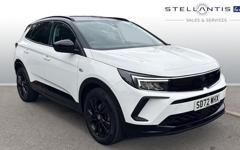 White Used 2022 Vauxhall Grandland X GS Line SUV | £15,983 (Fair price) - Image 1/4