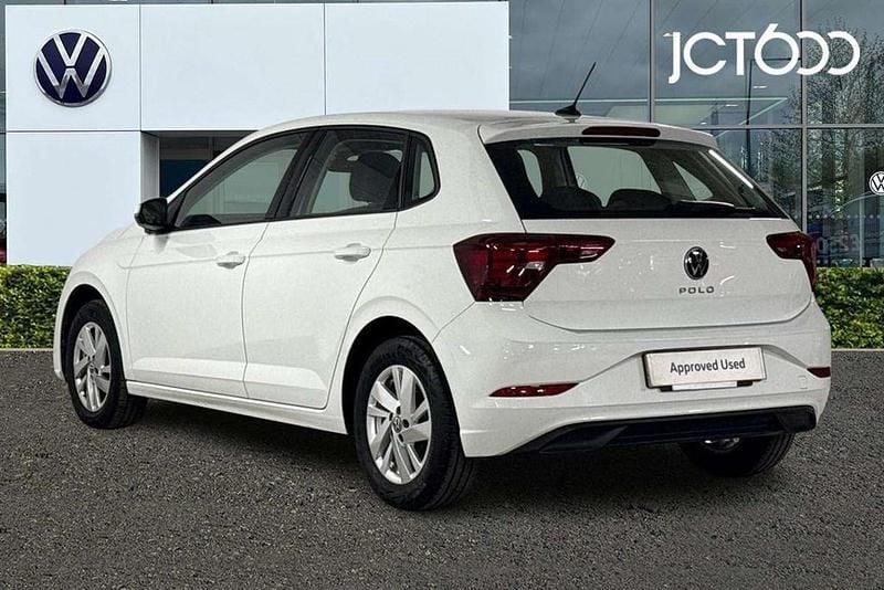 Used VW Polo Life 94 HP (69 kW) 2022 White Hatchback