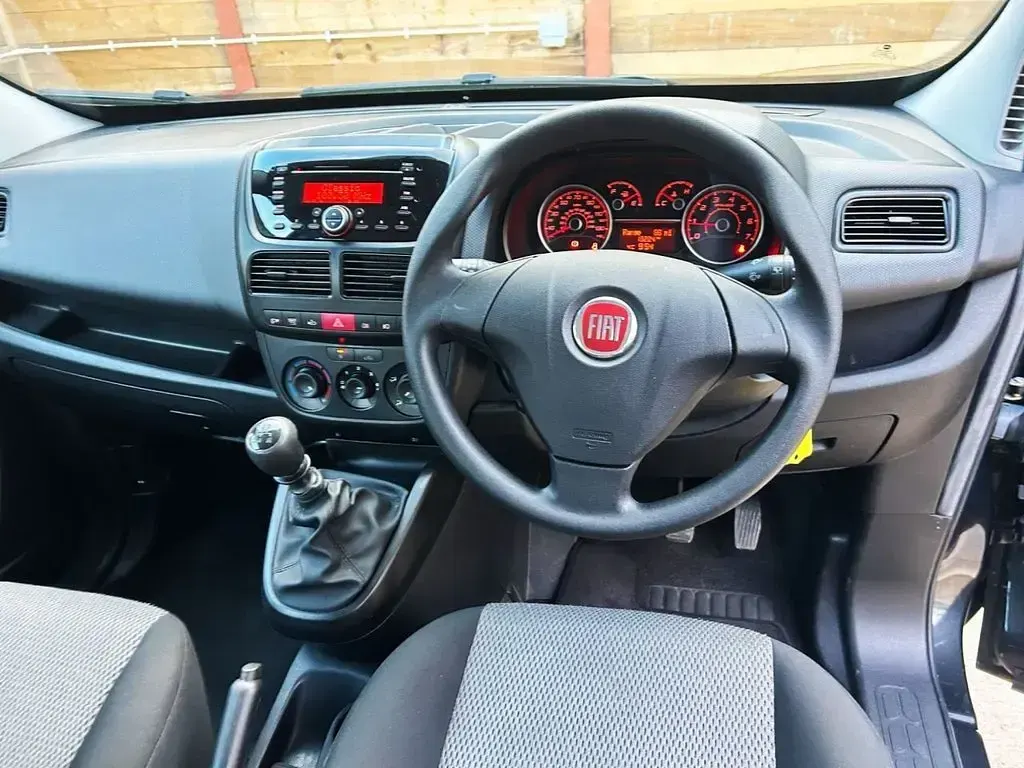 Used Fiat Doblò 2019 Black MPV