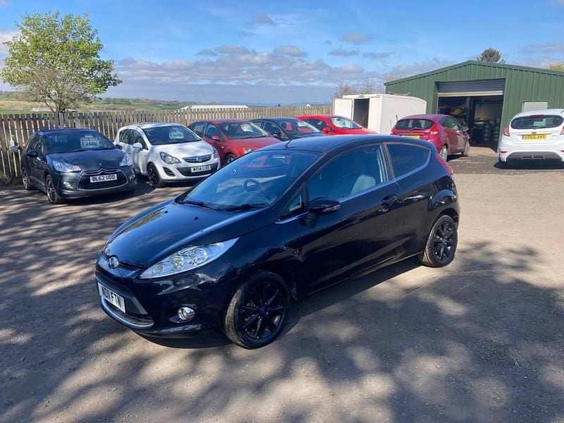 Usado Ford Fiesta Zetec 2011 Preto Citadino