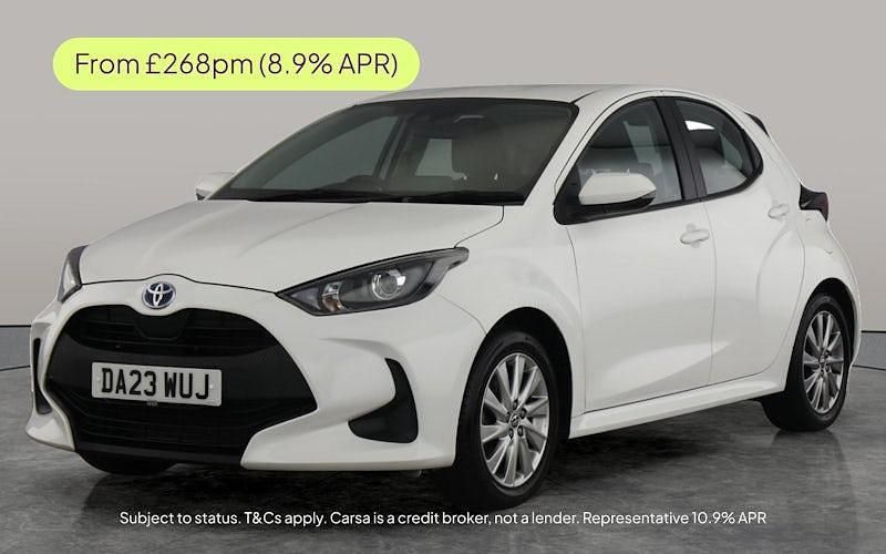 Used 2025 Toyota Yaris Hybrid Hatchback | £16,342 (Super price) - Image 1/3