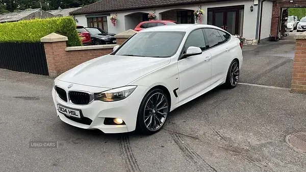 Used BMW 318 M Sport 2014 White Hatchback