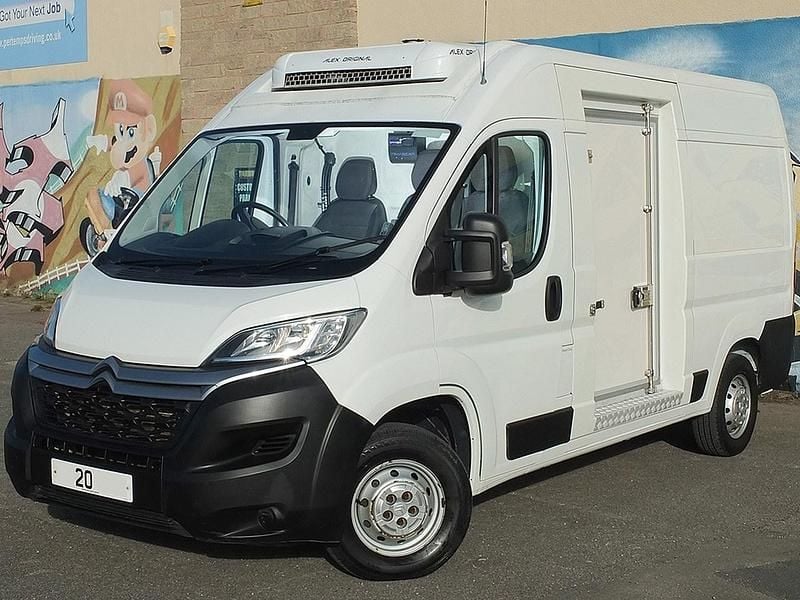 Used Citroën Relay 140 HP (102 kW) 2020 White Van