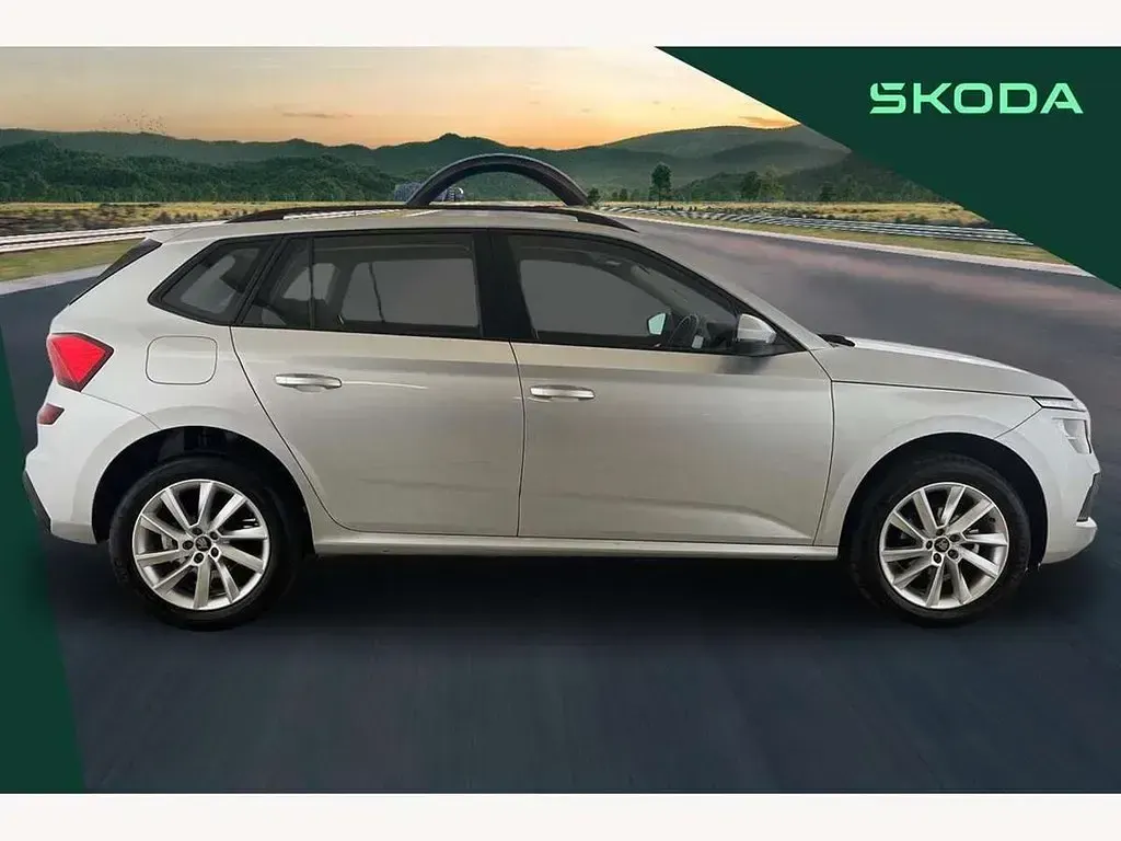 Gebraucht Skoda Kamiq SE 95 PS (69 kW) 2025 Silber SUV