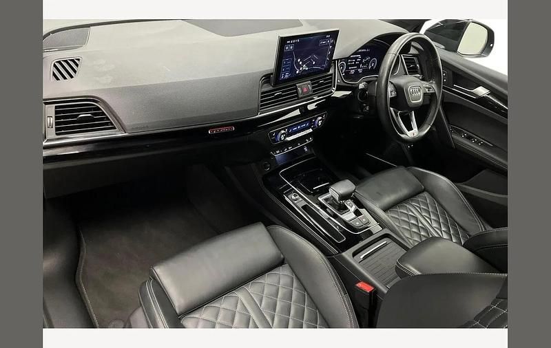 Used Audi Q5 Sportback Comfort 299 HP (219 kW) 2021 Black SUV