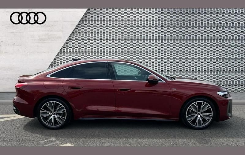 Usado Audi A5 S-Line 147 HP (108 kW) 2025 Vermelho Sedan