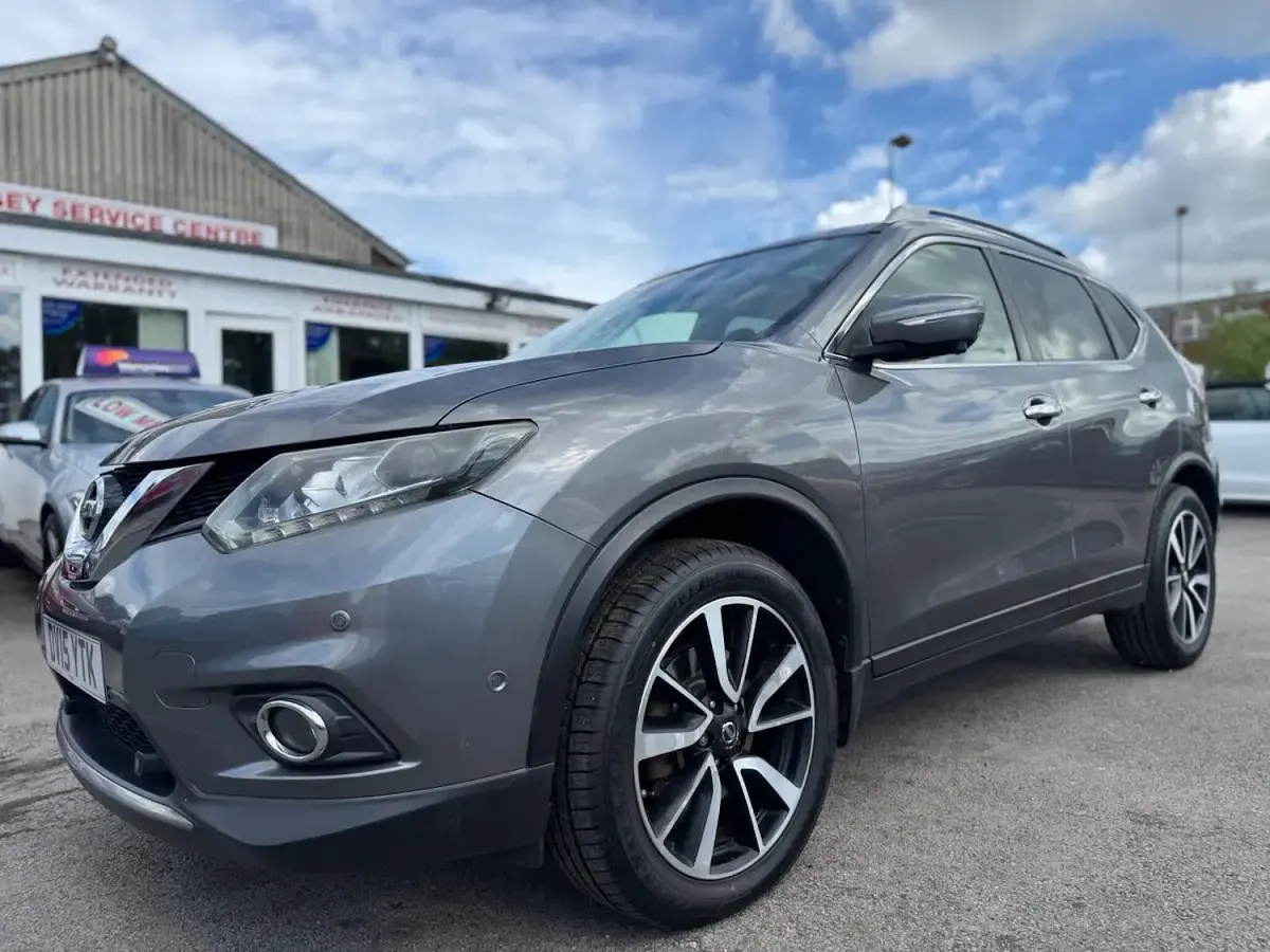 Used Nissan X-Trail S 130 HP (95 kW) 2015 Grey SUV