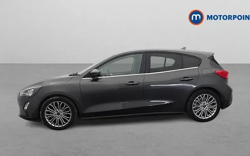 Używany Ford Focus Titanium X 155 KM (114 kW) 2021 Szary Hatchback