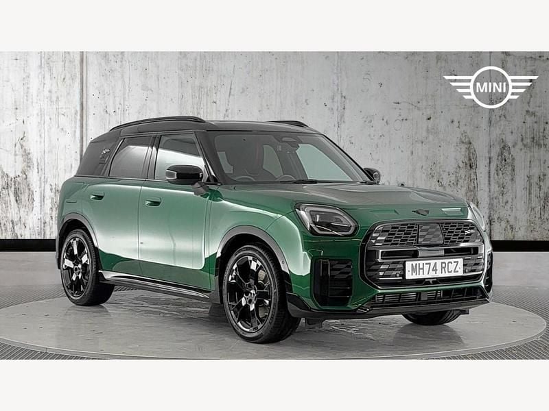 Green Used 2025 Mini Countryman Sport SUV | £34,299 (Good price) - Image 1/3