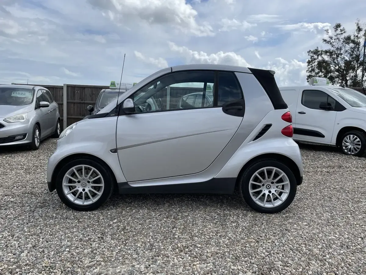 Used Smart ForTwo Cabrio Passion 2009 Silver Cabriolet