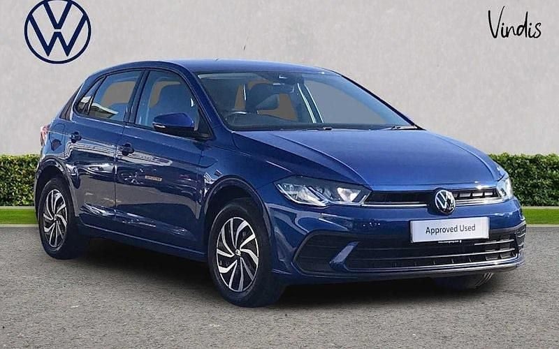 Used 2025 VW Polo Life Hatchback | £16,041 (Good price) - Image 1/4