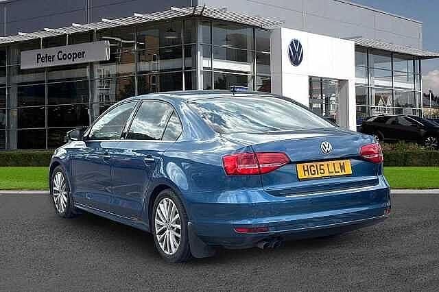 Used VW Jetta GT 150 HP (110 kW) 2015 Blue Sedan