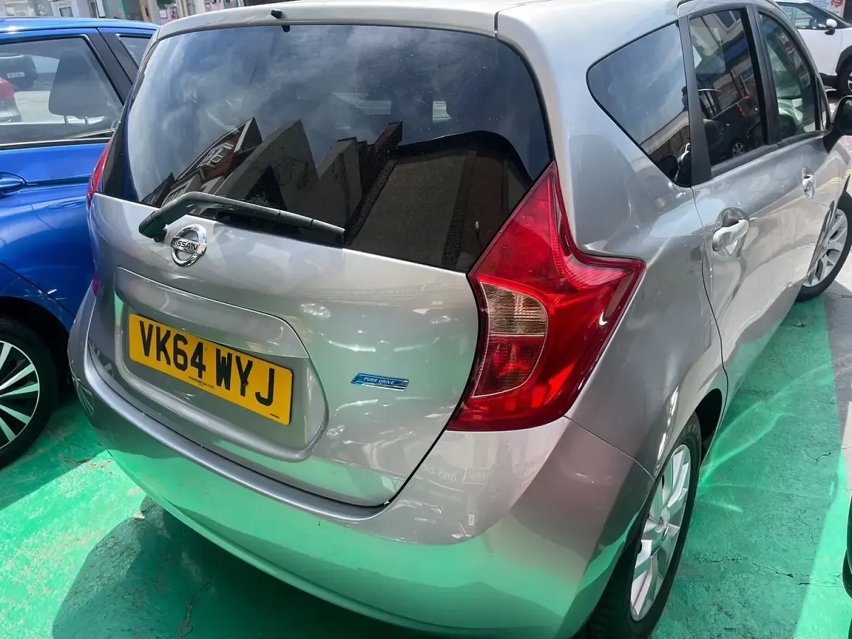 Used Nissan Note Acenta Premium 90 HP (66 kW) 2014 Silver MPV