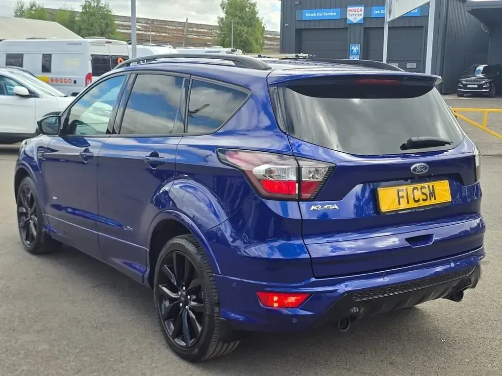 Używany Ford Kuga ST-Line X 180 KM (132 kW) 2017 Niebieski SUV
