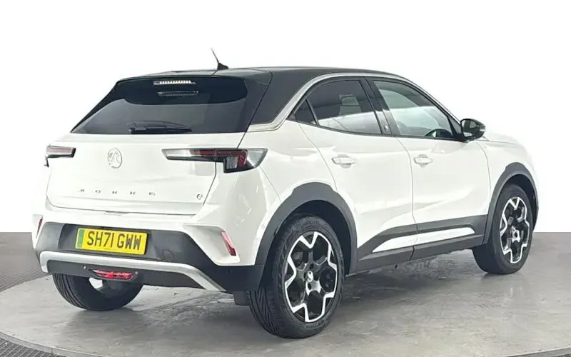 Używany Vauxhall Mokka Edition 100 kW (136 KM) 2021 Biały SUV