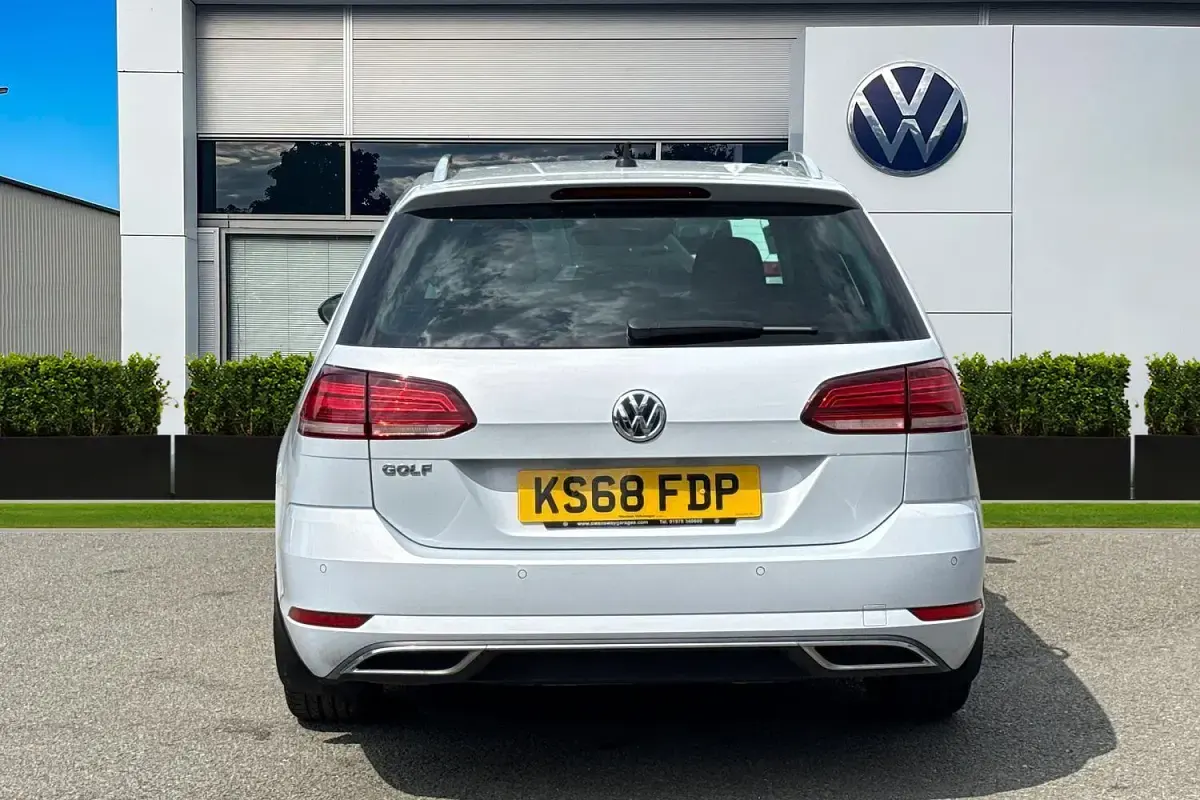 Used VW Golf VII GT 150 HP (110 kW) 2018 Silver Estate