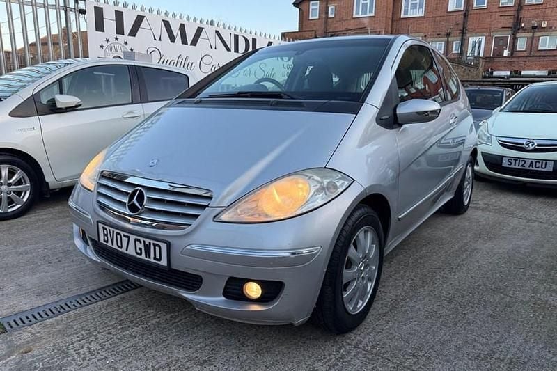 Used Mercedes A150 Elegance 95 HP (69 kW) 2007 Silver Hatchback