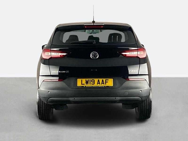 Used Vauxhall Grandland X S 130 HP (95 kW) 2019 Black SUV