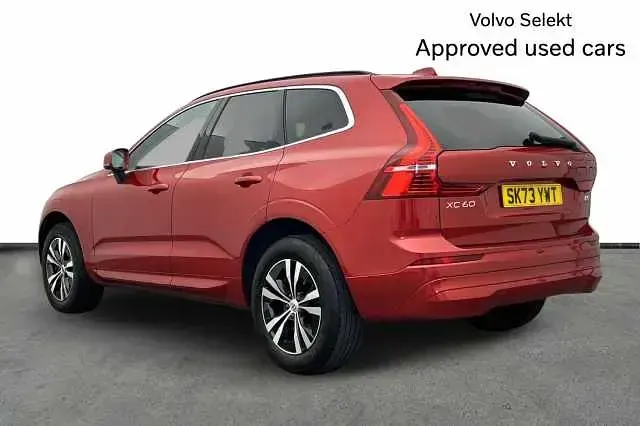 Usado Volvo XC60 Core 247 HP (181 kW) 2024 SUV