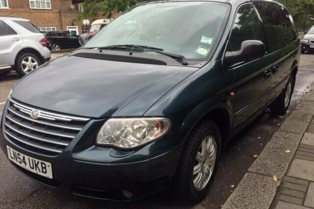 Used Chrysler Voyager 148 HP (108 kW) 2005 MPV